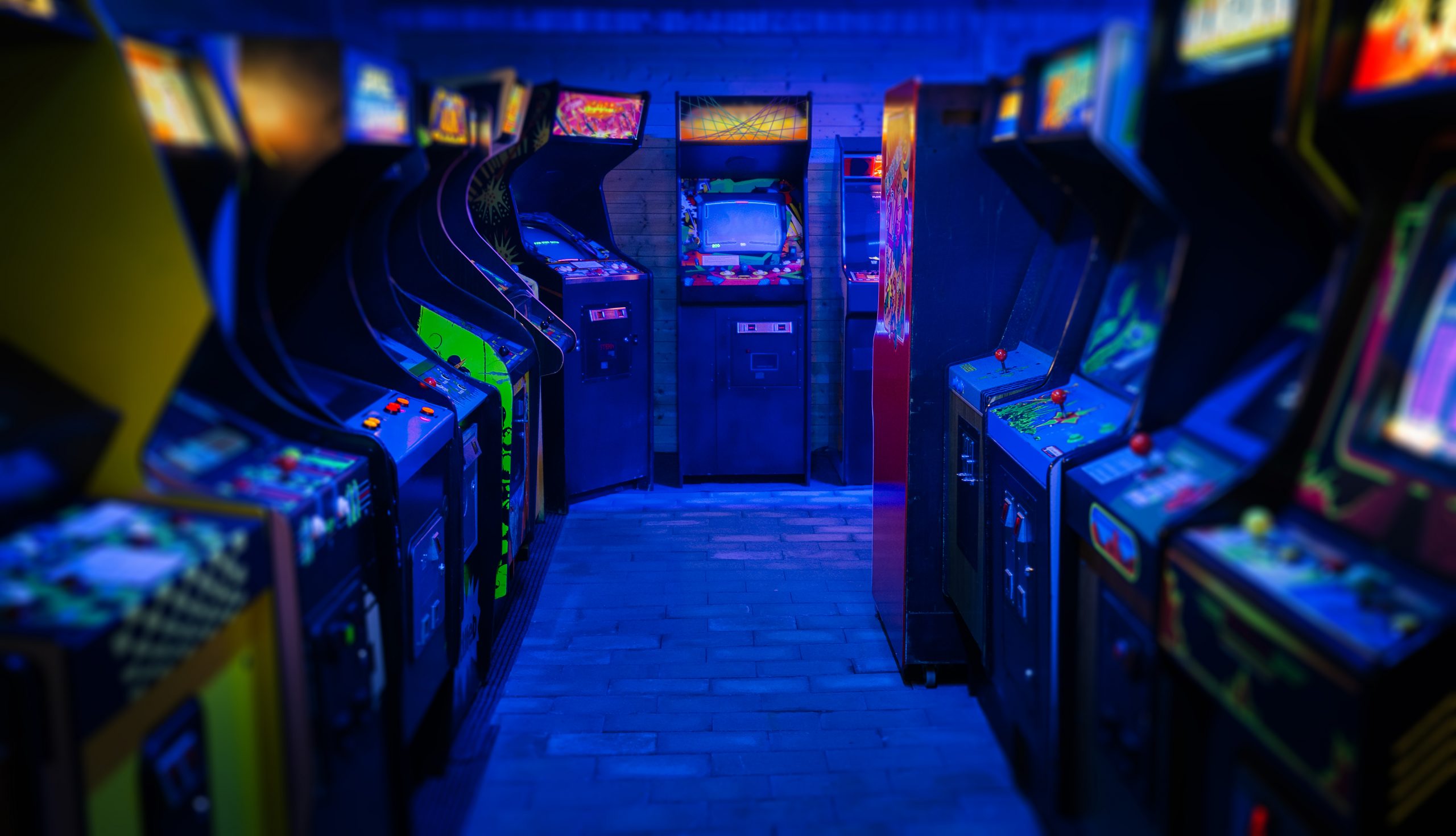 » 8 Coolest Games You Could Only Play in Arcades